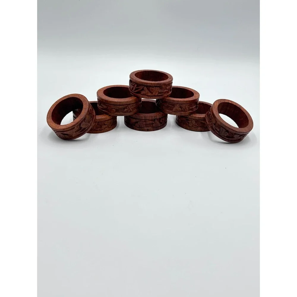 VTG Set of 8 Hand Carved Wood Napkin Rings w/‎ Floral & Macrame Beads Pattern